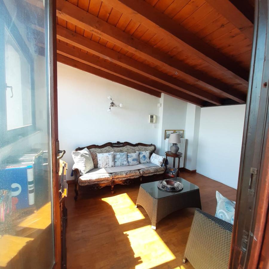 Loft Trabucco - In The Heart Of Salo City Center, Lake View, 4 Rooms المظهر الخارجي الصورة